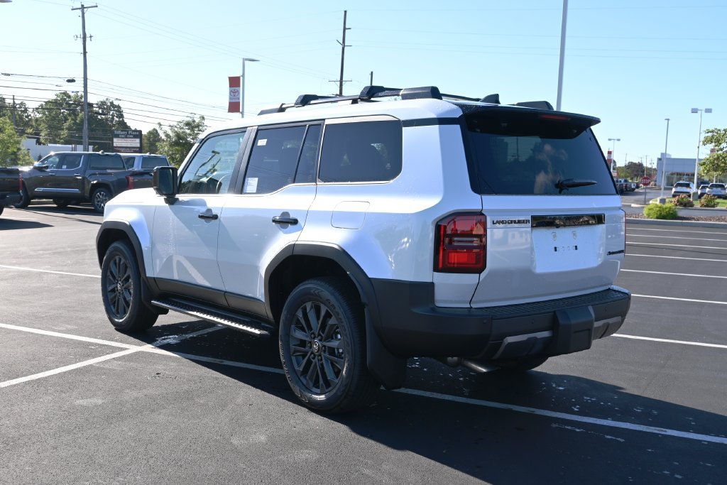 New 2027 Toyota Land Cruiser AWD/4WD image 5