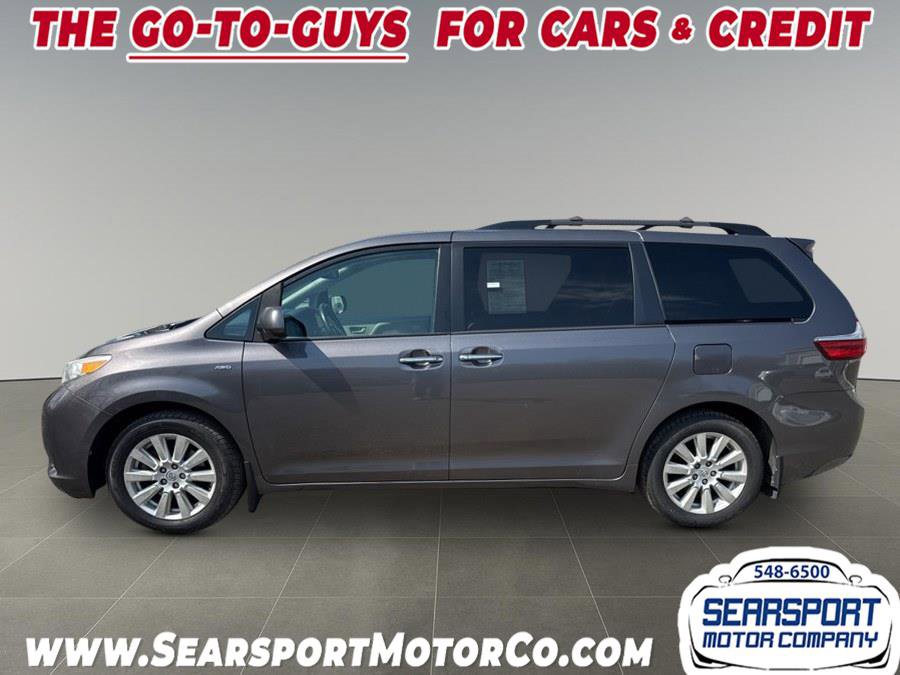 Used 2017 Toyota Sienna XLE AWD/4WD image 6