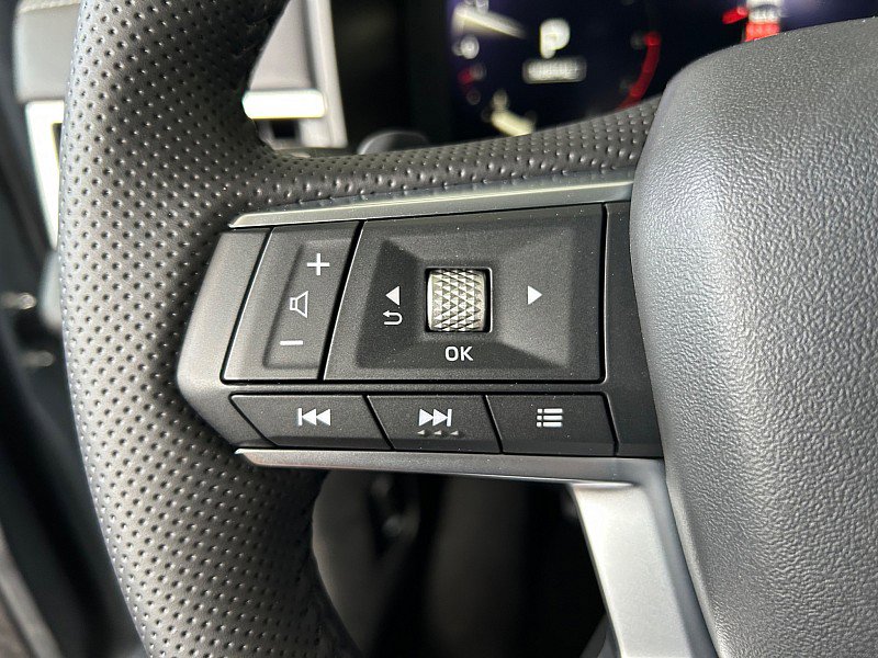 New 2025 Mitsubishi Outlander SE image 22