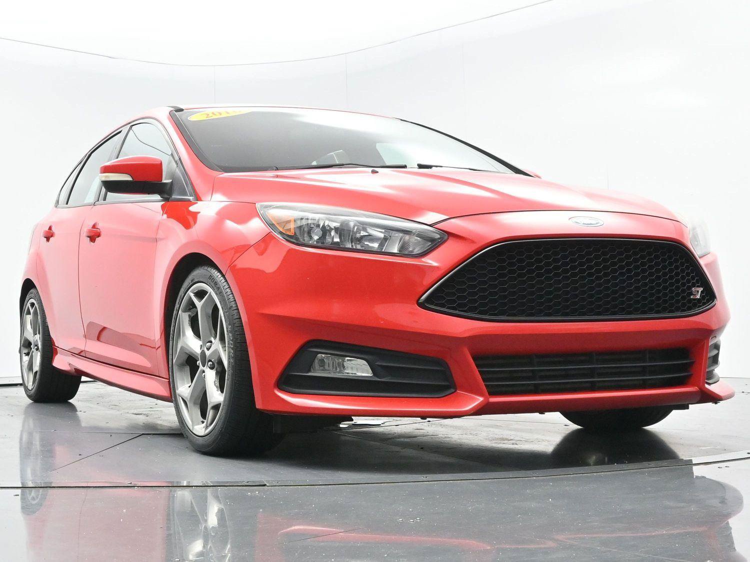 Used 2016 Ford Focus ST FWD image 41