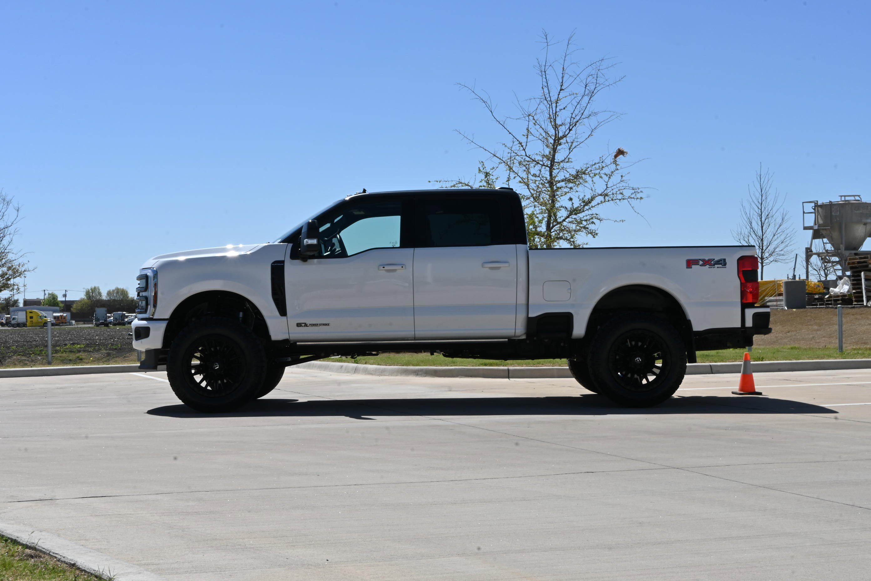 Used 2025 Ford F250 Platinum image 6