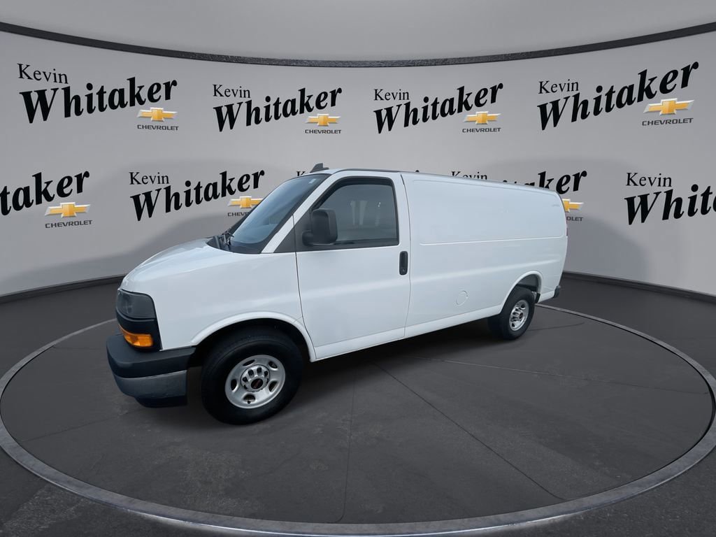 Used 2025 GMC Savana 2500 w/ Driver Convenience Package RWD image 4