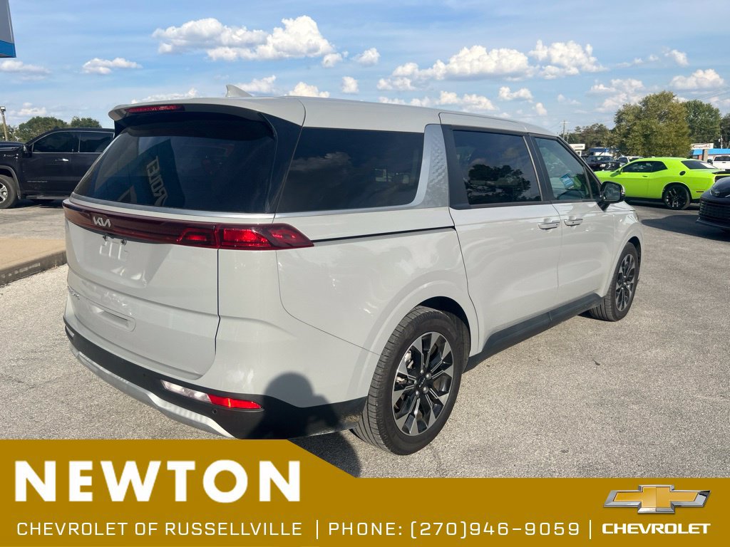 Used 2022 Kia Carnival EX FWD image 13