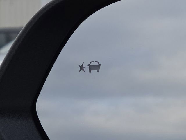 Used 2024 Chevrolet Equinox EV LT image 9