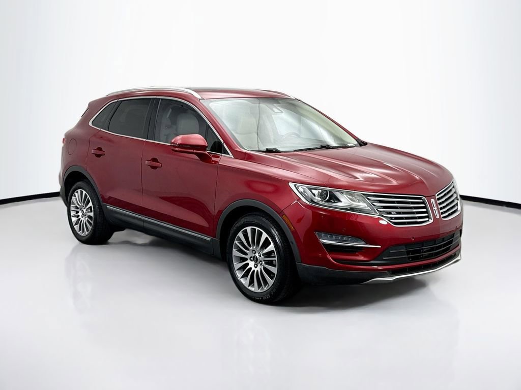 Used 2017 Lincoln MKC Reserve image 3