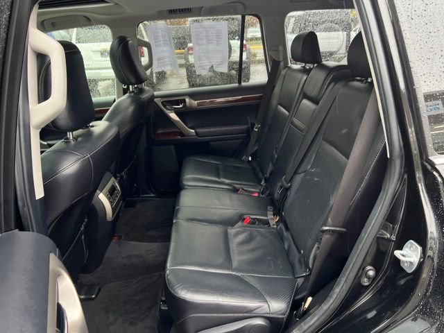 Used 2013 Lexus GX 460 image 18
