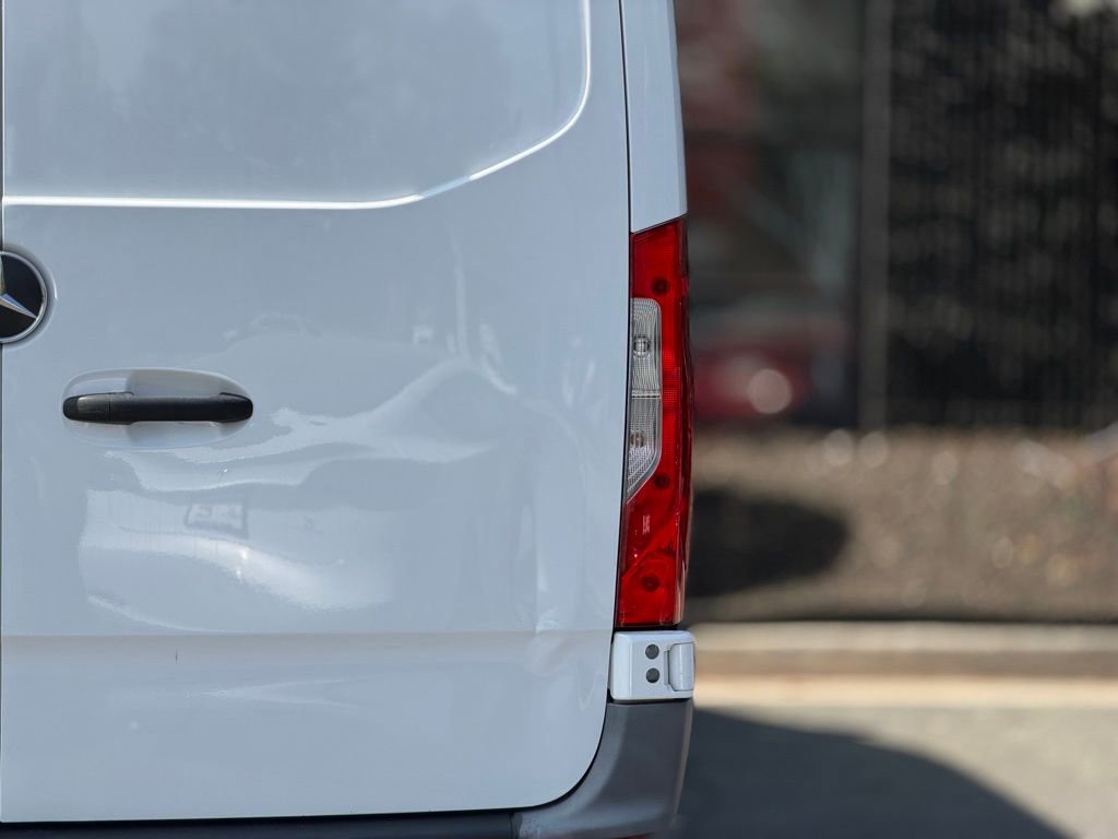 Used 2023 Mercedes-Benz Sprinter 144 Cargo w/ Acoustic Package image 16
