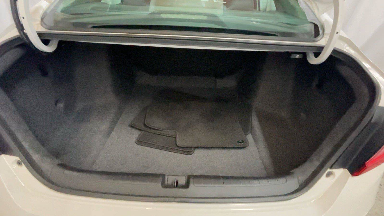 Used 2019 Honda Accord LX image 23