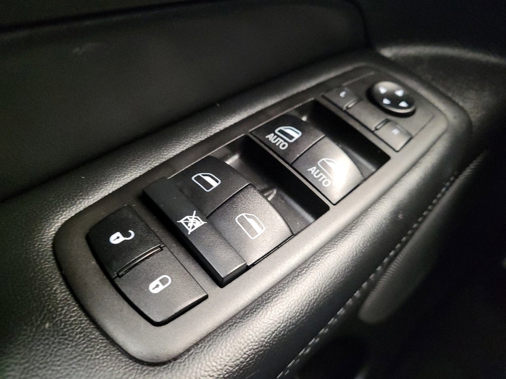 Used 2021 Jeep Grand Cherokee Limited w/ Premium Lighting Group image 27