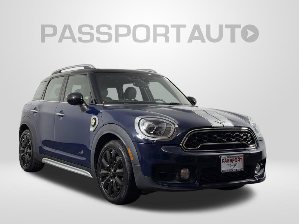 Used 2019 MINI Cooper Countryman SE w/ Signature Upholstery Package AWD/4WD image 3