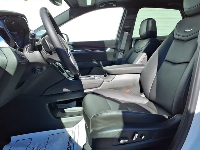 New 2026 Cadillac XT5 Premium Luxury w/ Driver Assist Package image 9