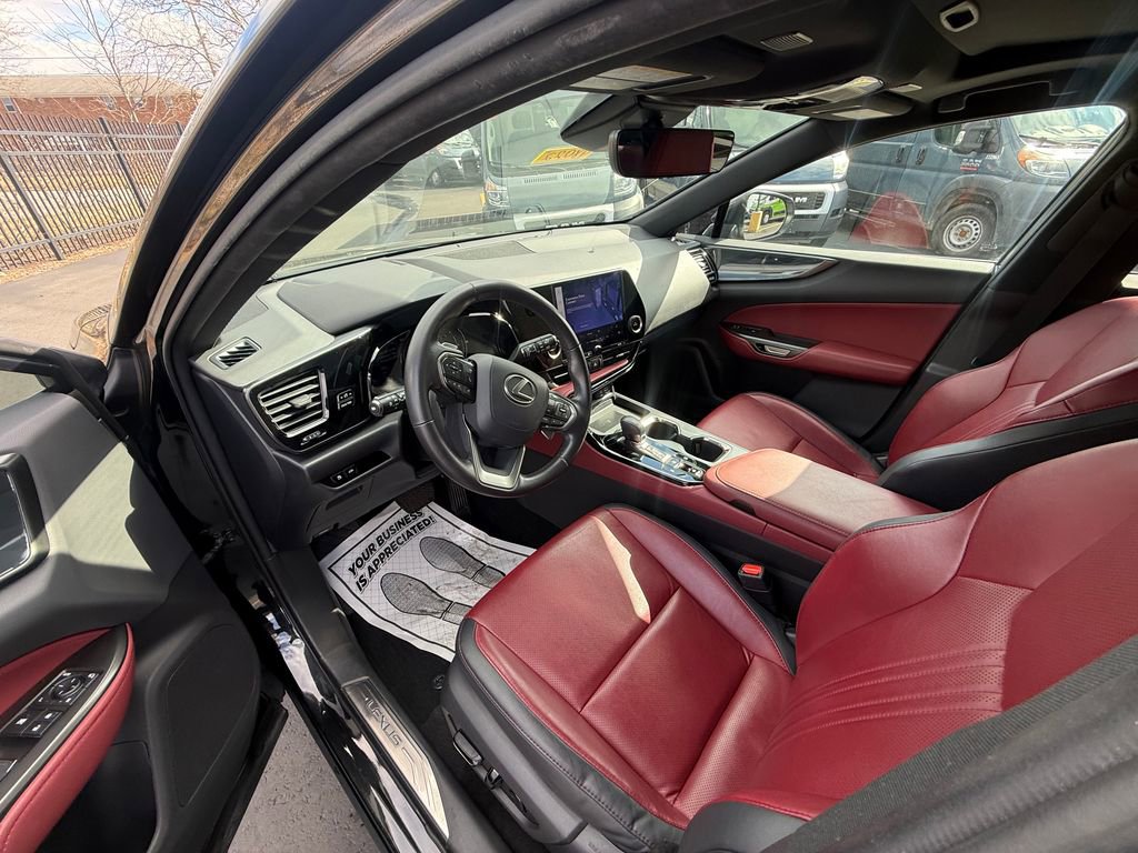 Used 2022 Lexus NX 250 FWD image 10