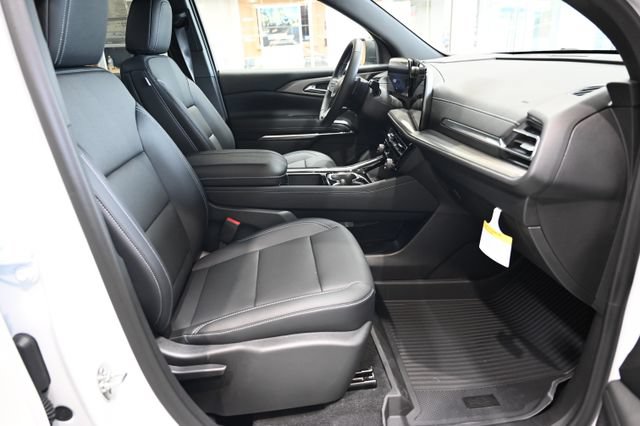 New 2026 Chevrolet Traverse LT w/ Driver Confidence Package FWD image 10