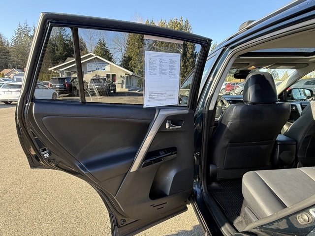 Used 2017 Toyota RAV4 Limited image 18