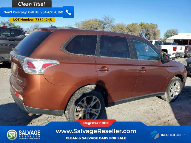 Used 2014 Mitsubishi Outlander SE AWD/4WD image 4