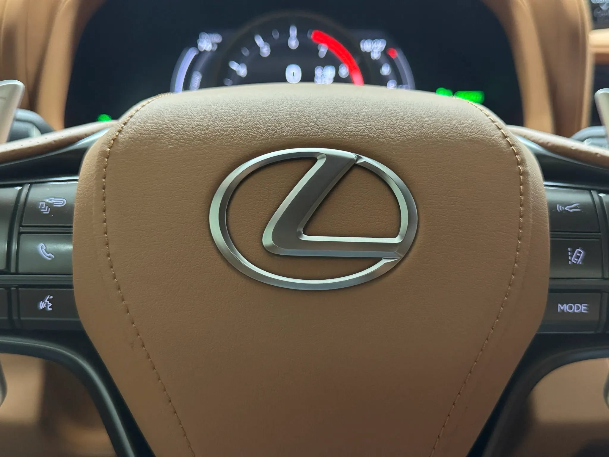 Used 2023 Lexus LC 500h w/ Dynamic Handling Package RWD image 69
