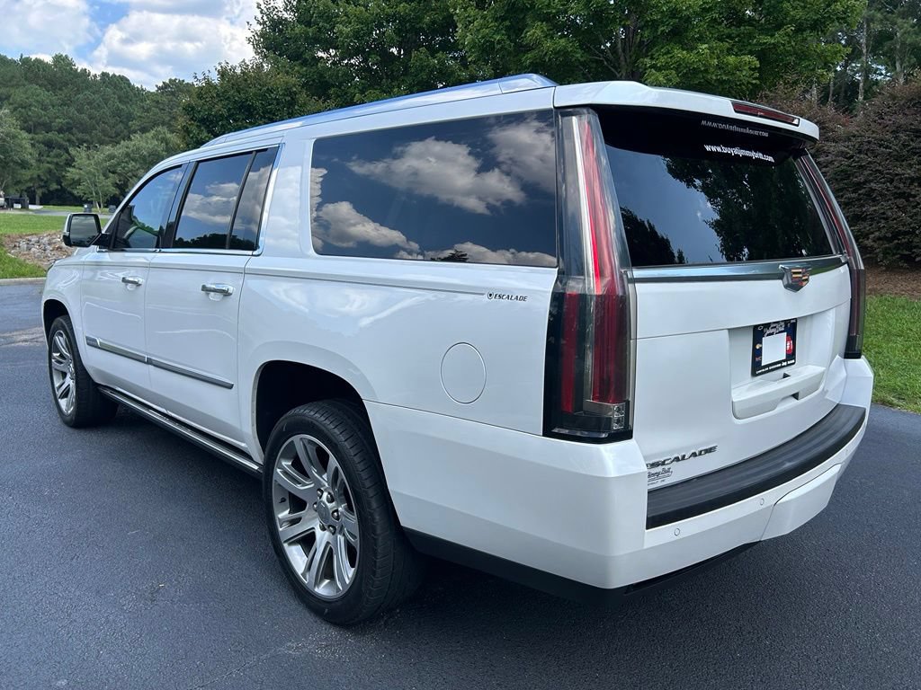 Used 2016 Cadillac Escalade ESV Premium AWD/4WD image 22