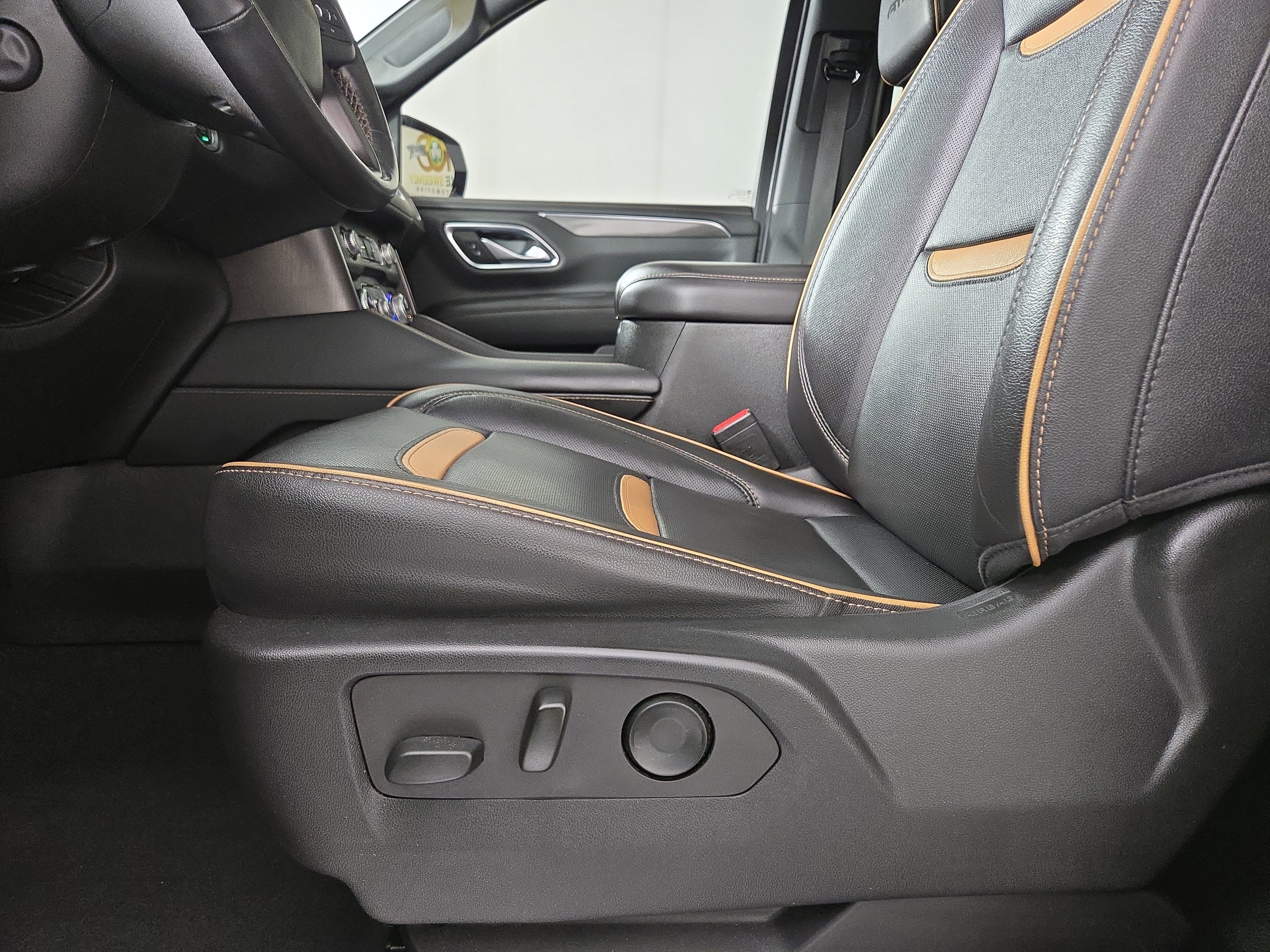 Certified 2022 GMC Yukon XL AT4 image 33