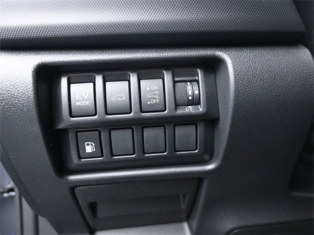 Used 2025 Subaru Forester Limited image 8