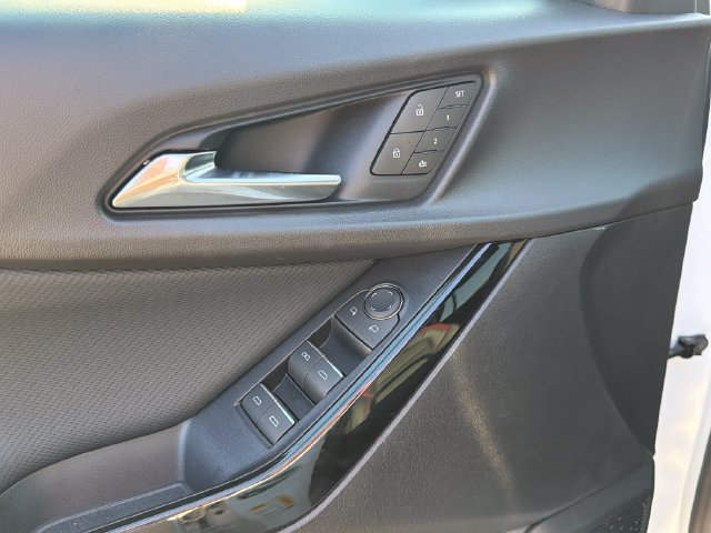 New 2027 Chevrolet Equinox RS w/ Safety and Technology Package AWD/4WD image 22