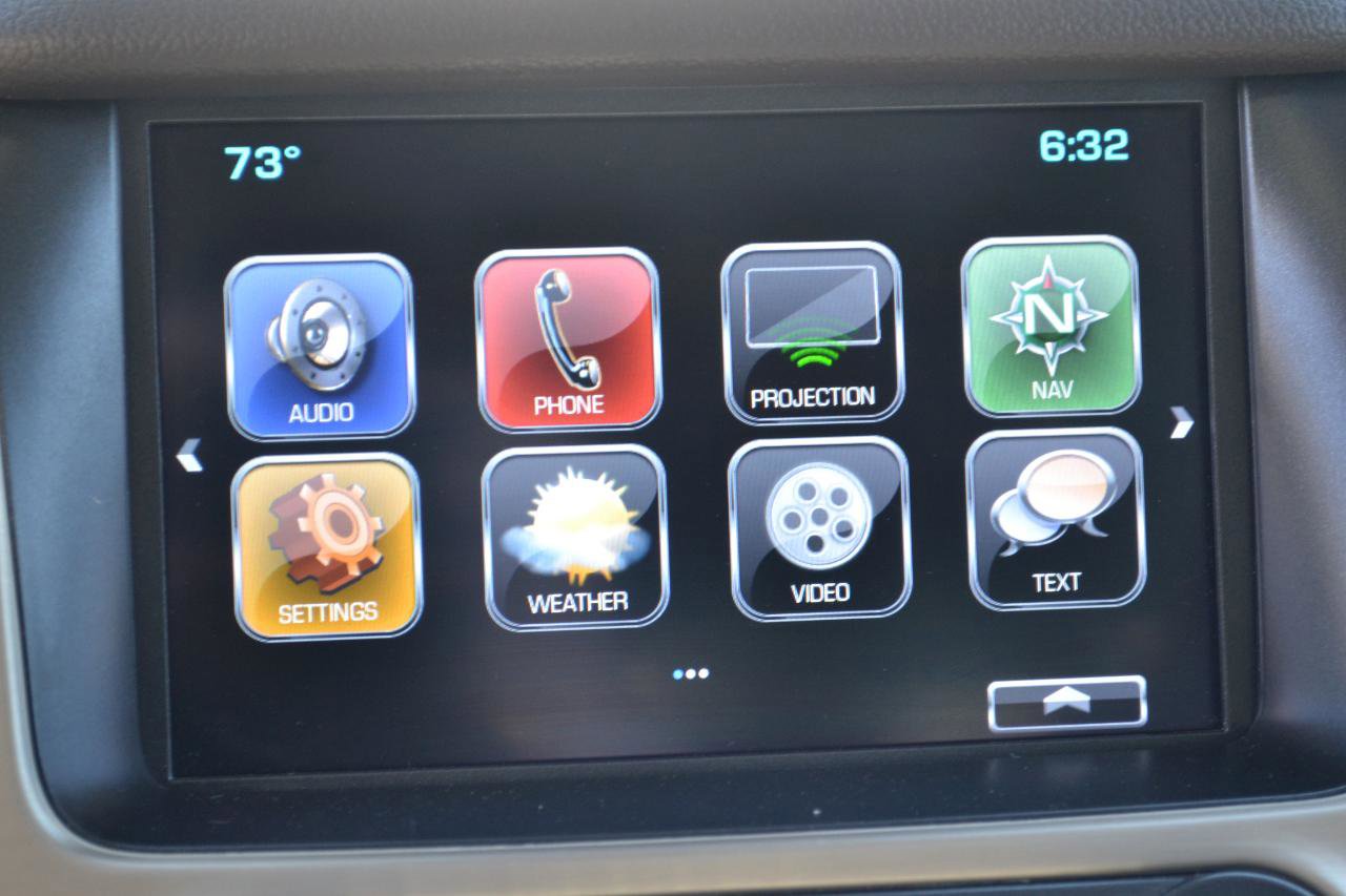 Used 2017 GMC Yukon Denali w/ Open Road Package AWD/4WD image 22