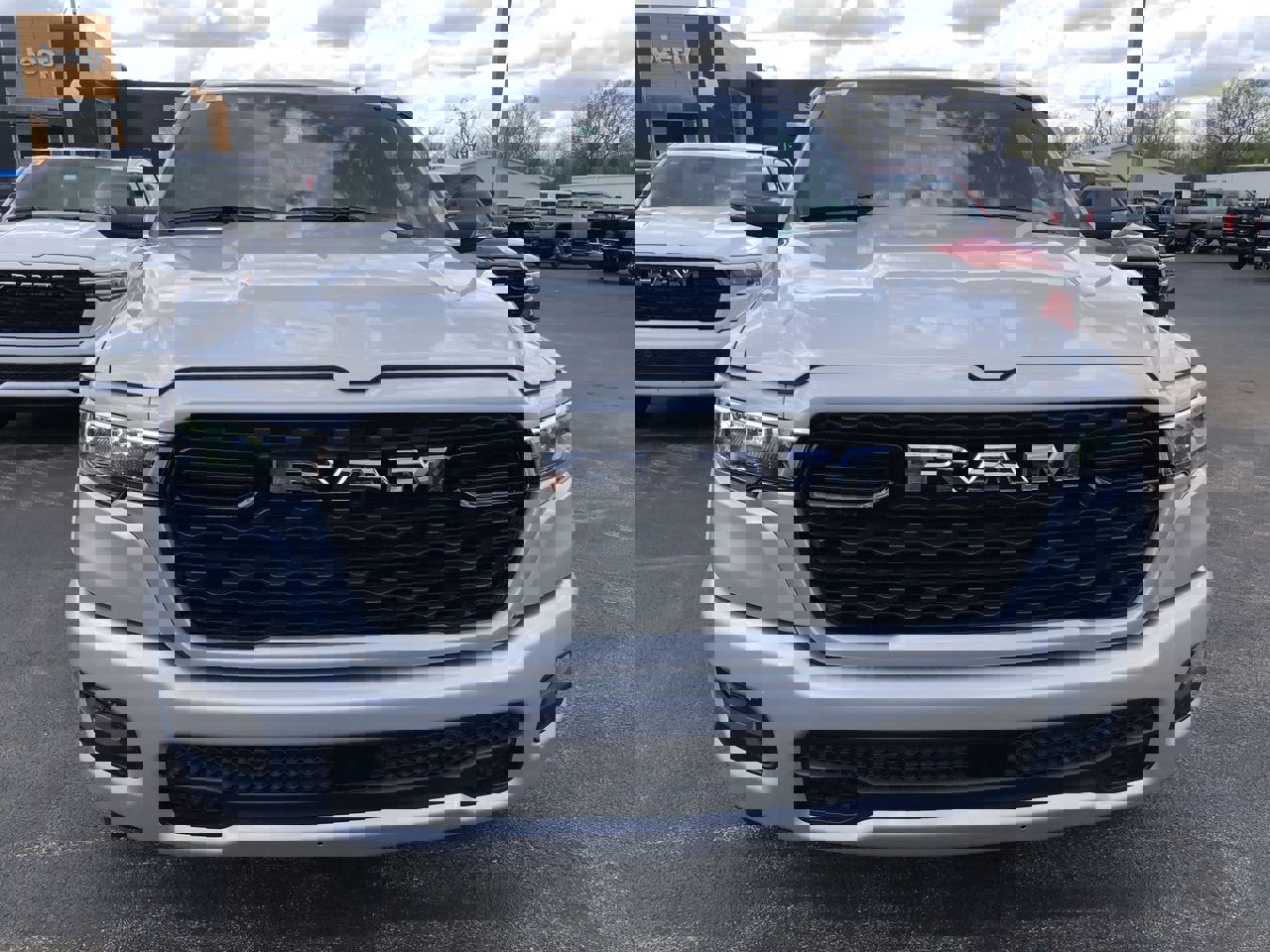 New 2026 RAM 1500 4x4 Crew Cab image 8