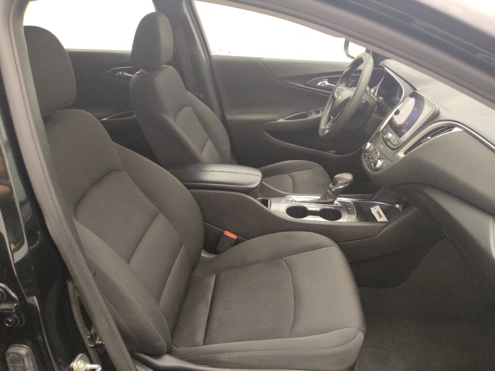 Used 2022 Chevrolet Malibu LT FWD image 21