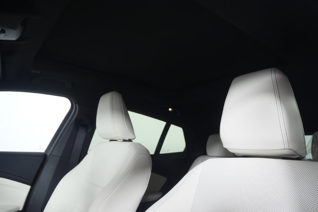 New 2027 BMW X2 xDrive28i AWD/4WD image 8
