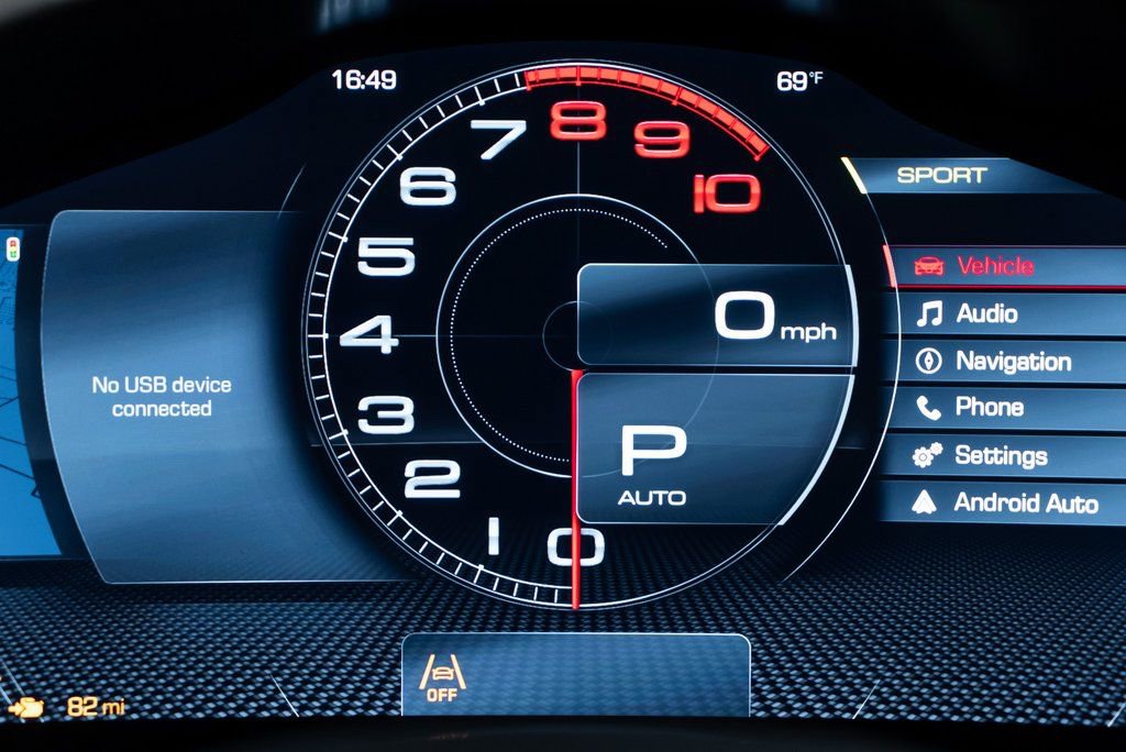 Used 2025 Ferrari Roma Spider image 28