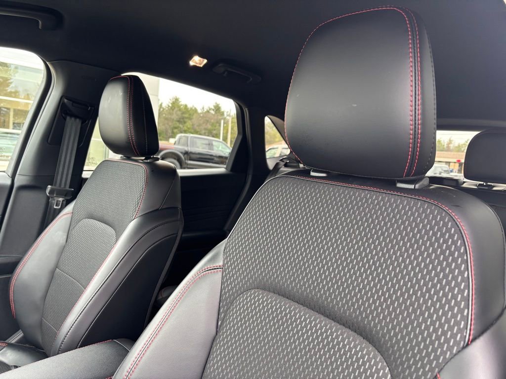 Used 2025 Ford Escape ST-Line w/ Tech Pack #1 image 13