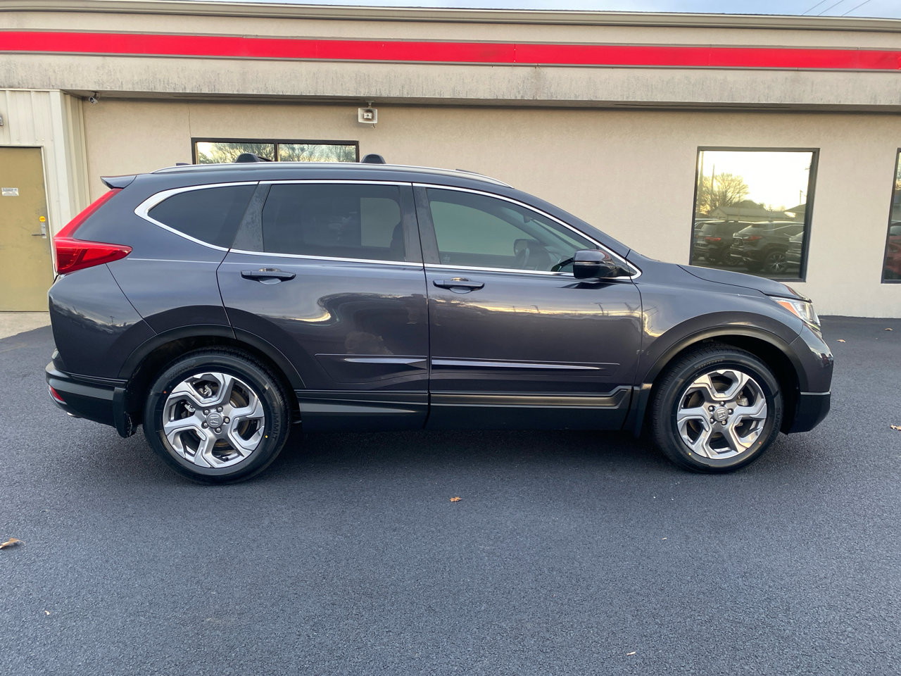 Used 2017 Honda CR-V EX-L image 4