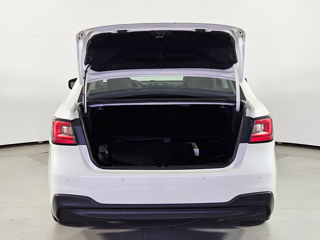 Certified 2025 Subaru Legacy Limited image 10