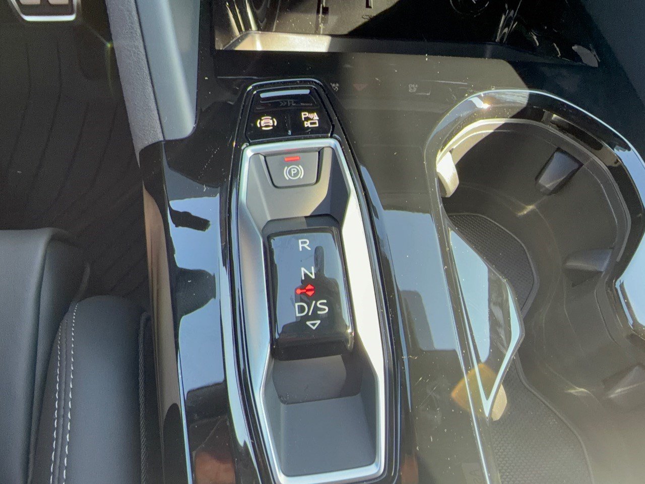 New 2026 Audi SQ5 Prestige AWD/4WD image 21