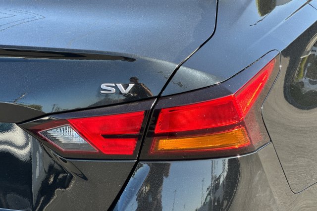 Used 2024 Nissan Altima 2.5 SV FWD image 29