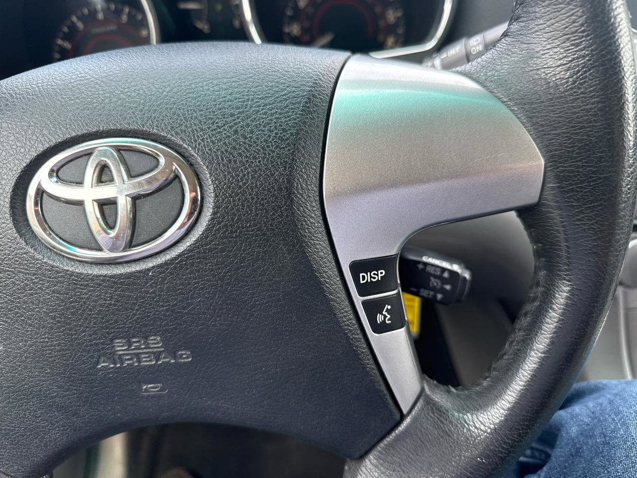 Used 2012 Toyota Highlander SE FWD image 28