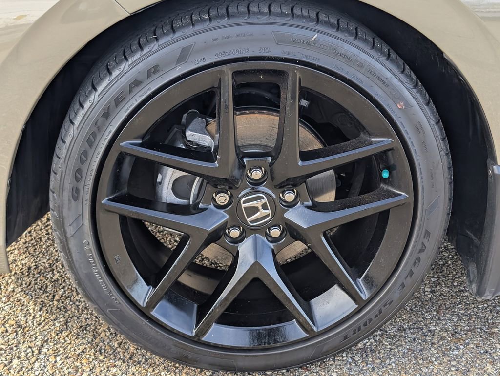 Certified 2025 Honda Civic Sport image 9