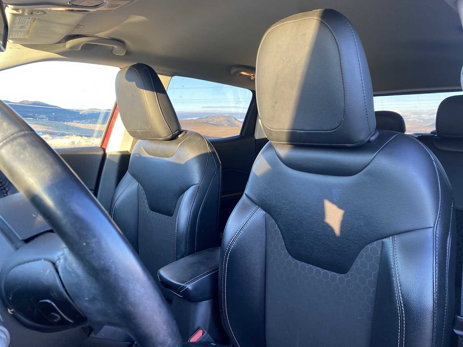 Certified 2020 Jeep Compass Latitude w/ Cold Weather Group image 14