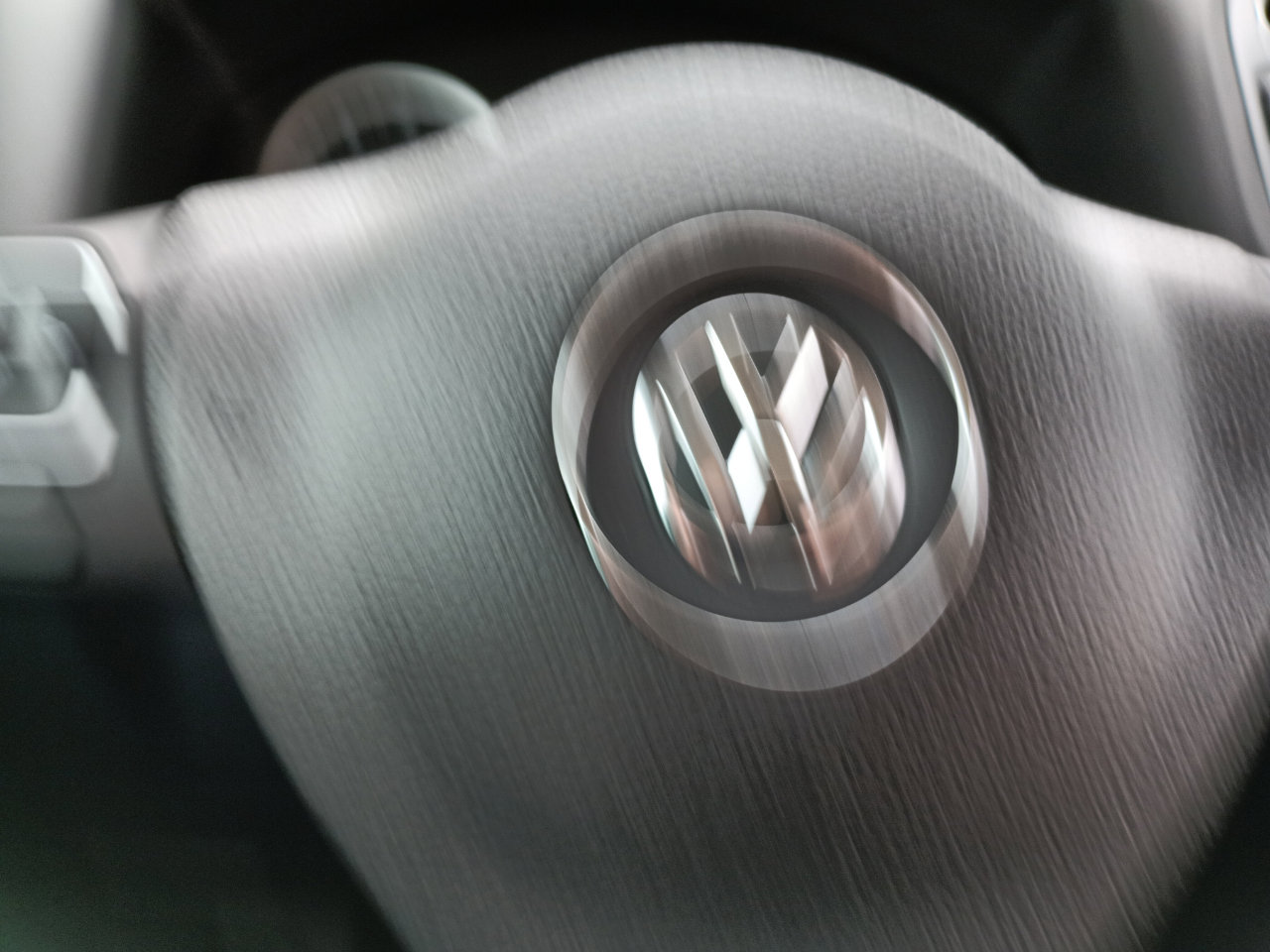 Used 2017 Volkswagen Tiguan S image 27