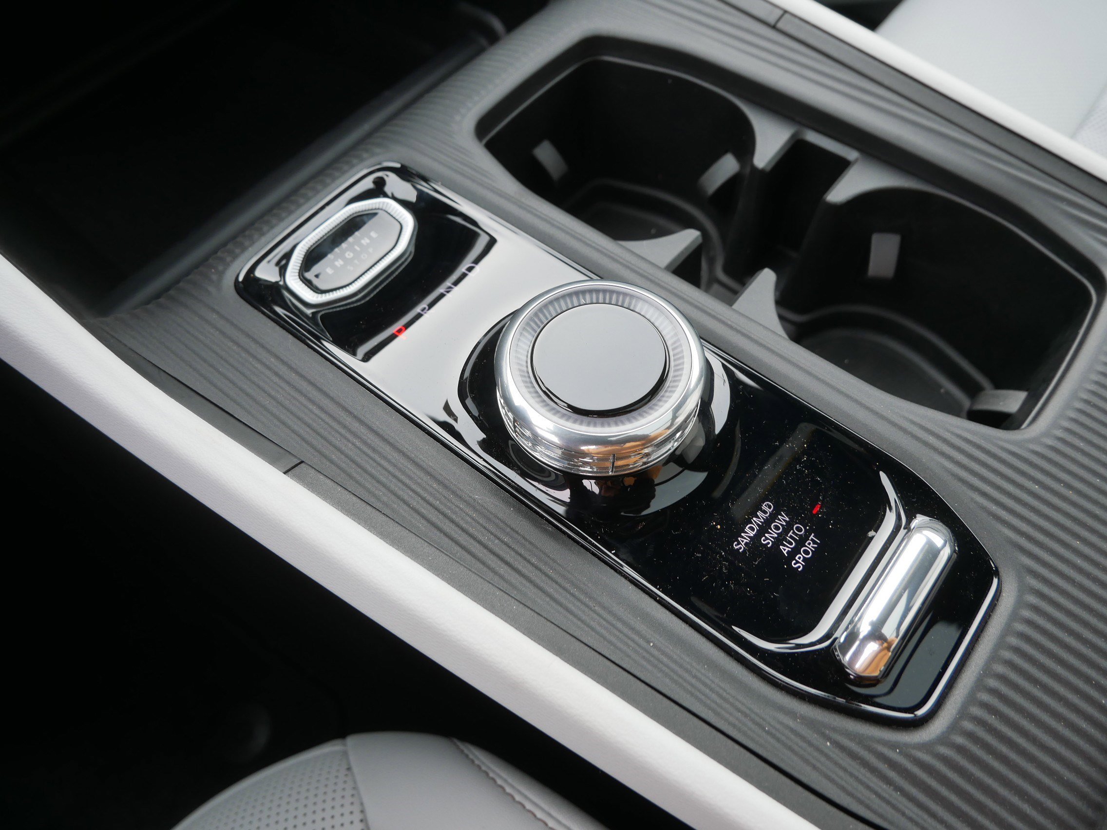 New 2026 Jeep Cherokee Overland image 17