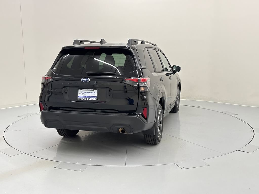 Used 2026 Subaru Forester Premium AWD/4WD image 5