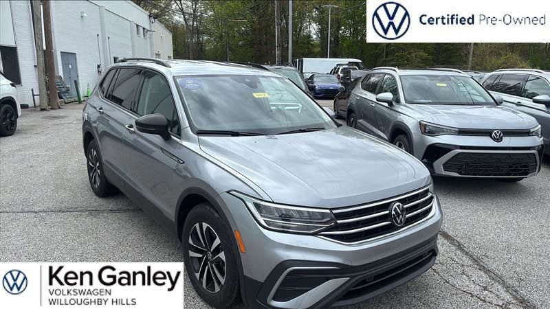 Used 2024 Volkswagen Tiguan S AWD/4WD image 2