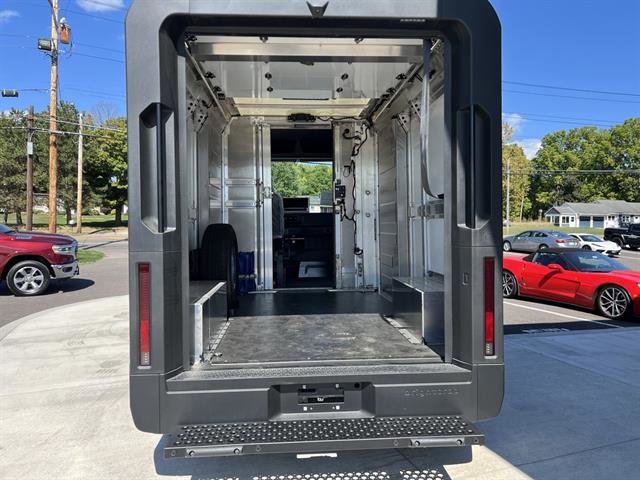 New 2025 Chevrolet Brightdrop 400 w/ Battery Pack, Max Range image 4