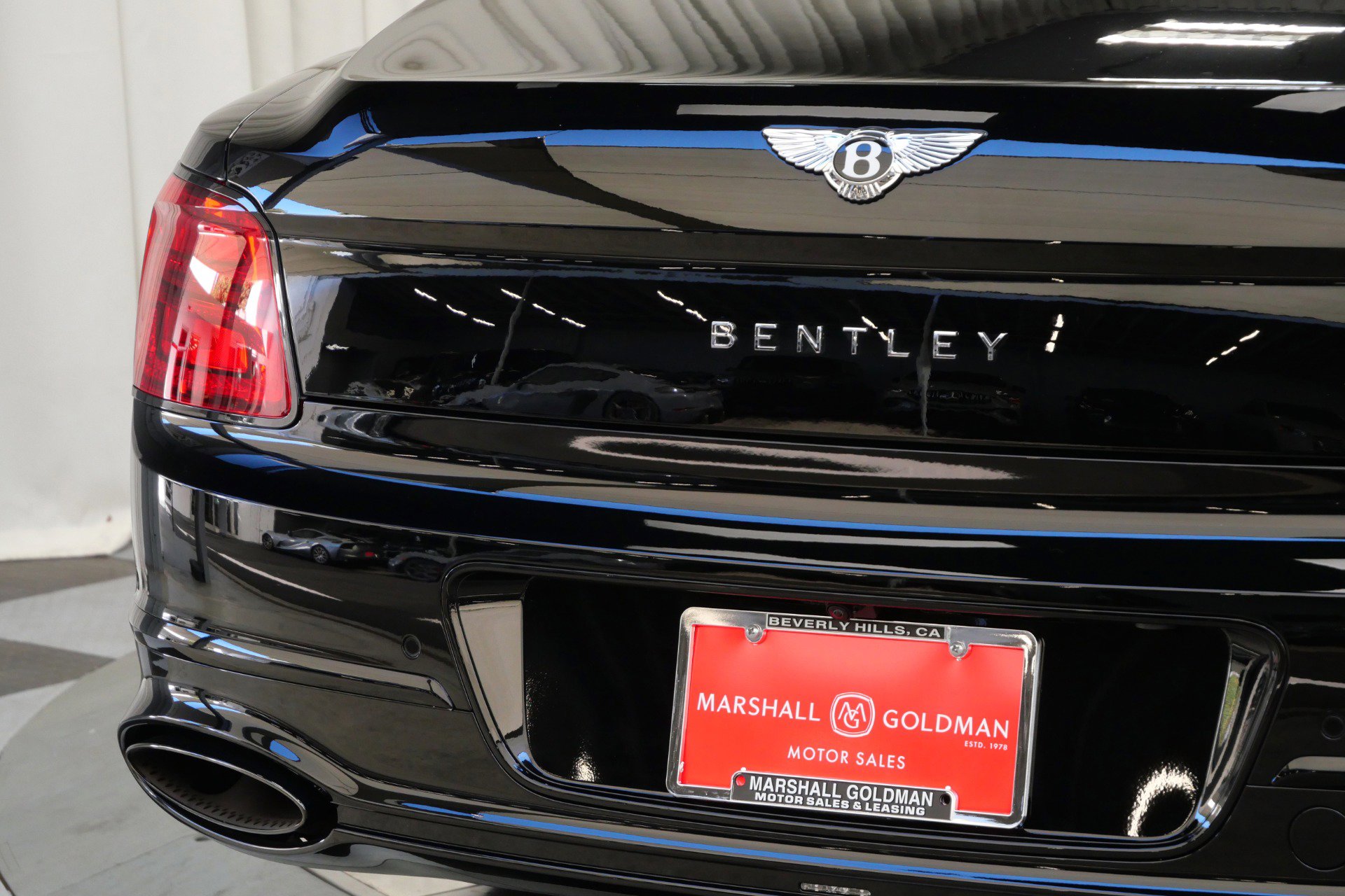 Used 2024 Bentley Flying Spur W12 image 53