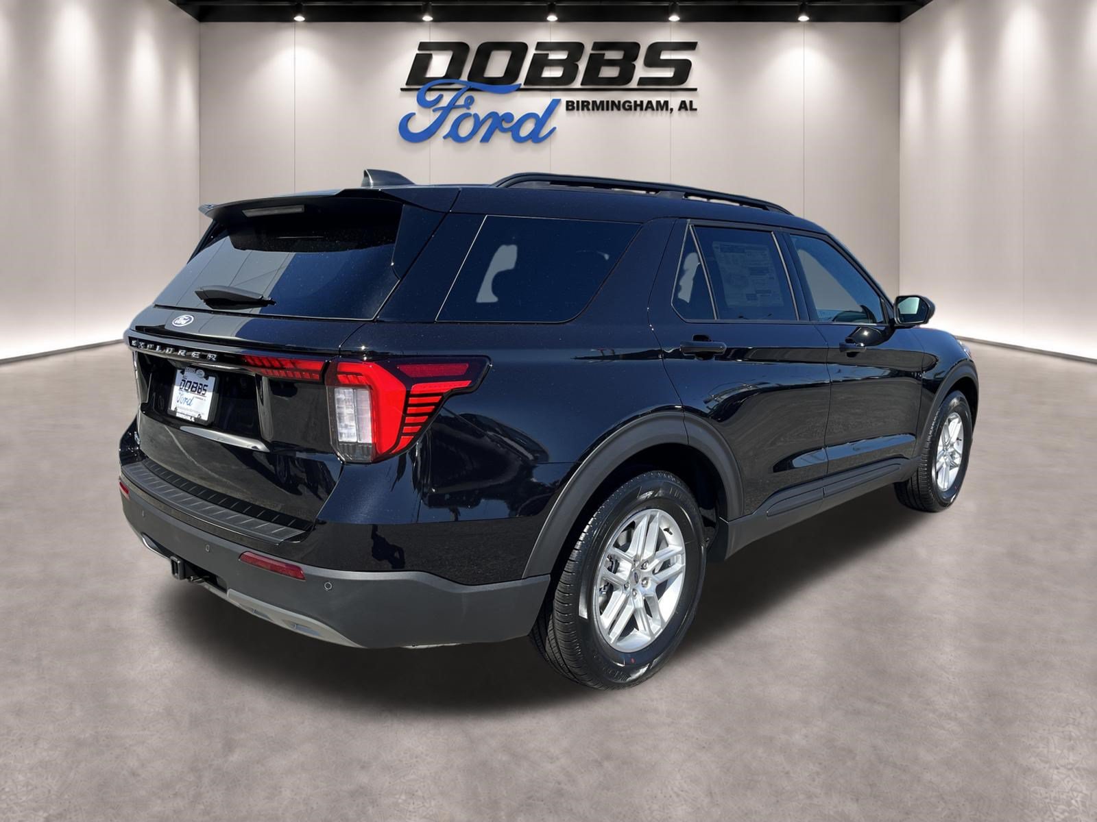 New 2027 Ford Explorer Active w/ Active Comfort Package RWD image 3
