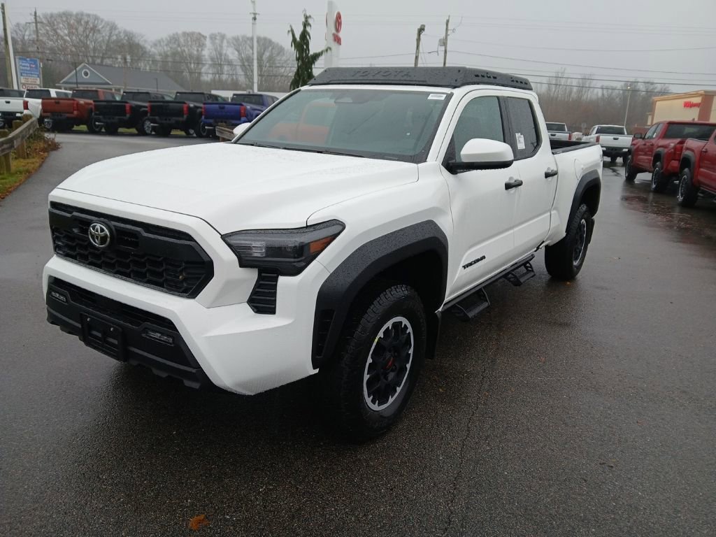 New 2025 Toyota Tacoma TRD Off-Road image 2