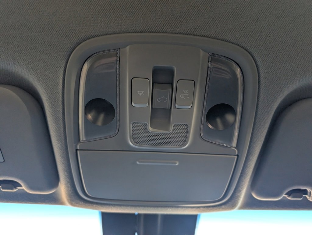 Used 2022 Kia Niro EX Premium image 21