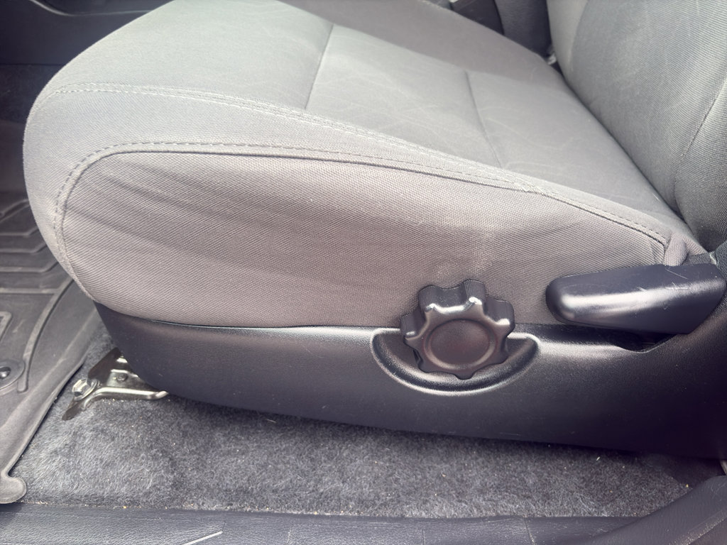 Used 2019 Toyota Tacoma TRD Sport image 10