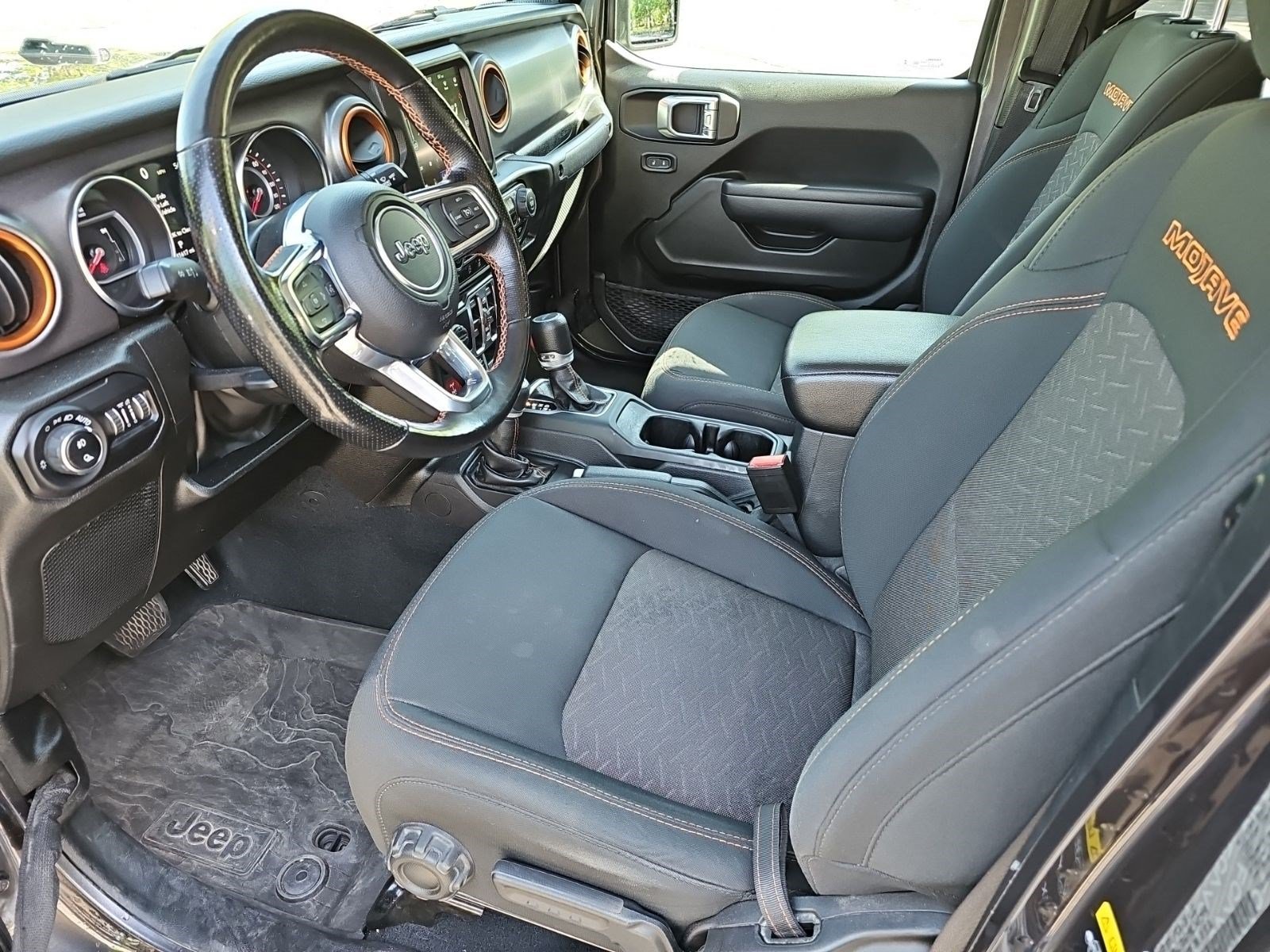 Used 2022 Jeep Gladiator Mojave w/ Cold Weather Group AWD/4WD image 18