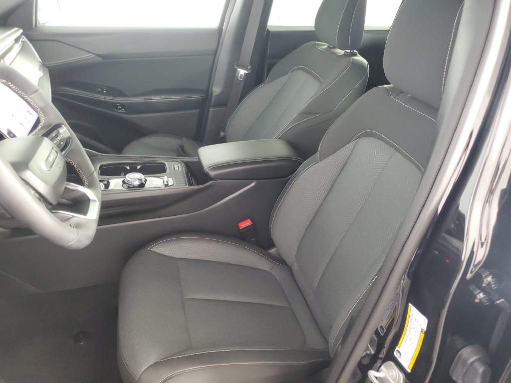 Used 2026 Jeep Cherokee Laredo AWD/4WD image 12