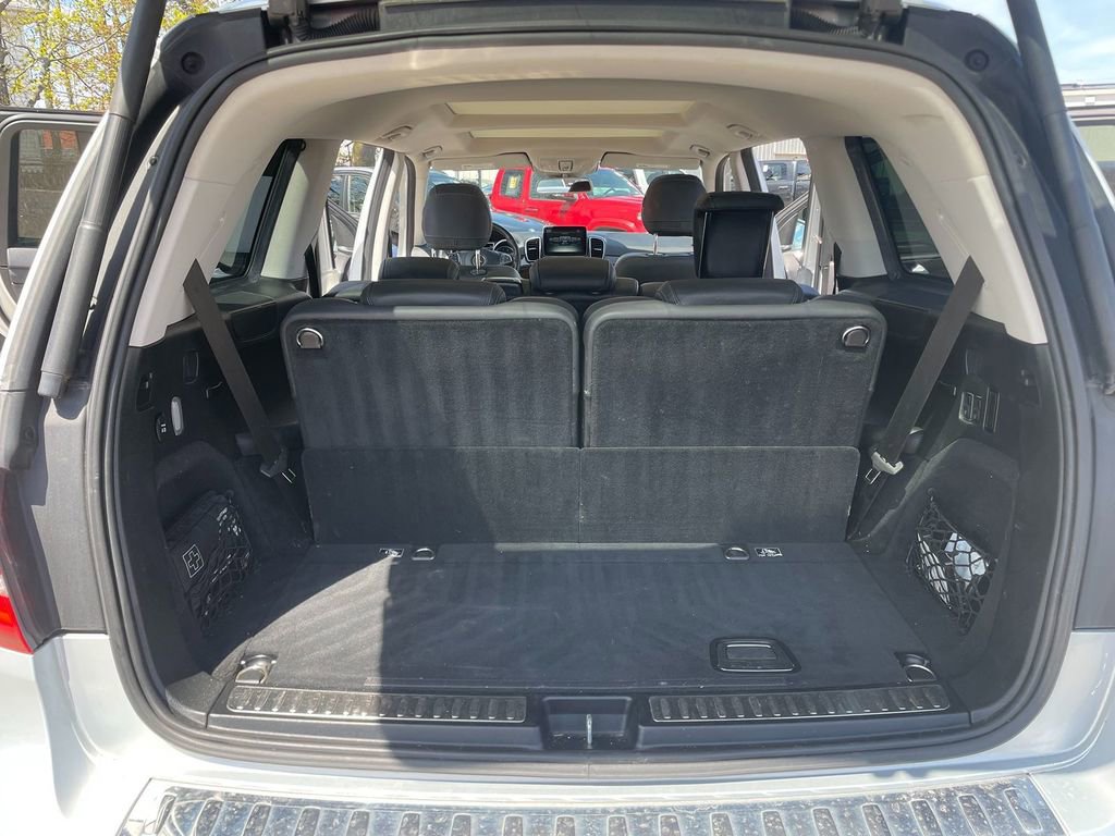 Used 2017 Mercedes-Benz GLS 450 4MATIC image 26